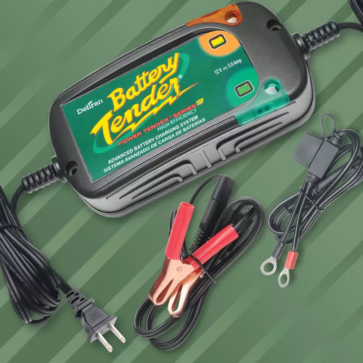 Battery Tender Plus HI 12V 5A Akkulaturi. Polaris ja Honda mönkijöiden pikaliittimellä. - Akkulaturit - 135825 - 1