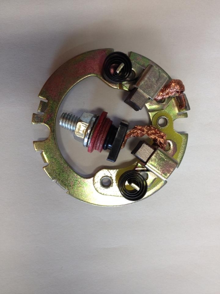 Hiilenpidikelevy arctic cat, suzuki, yamaha - Mönkijän startinhiilet - 1567 - 1