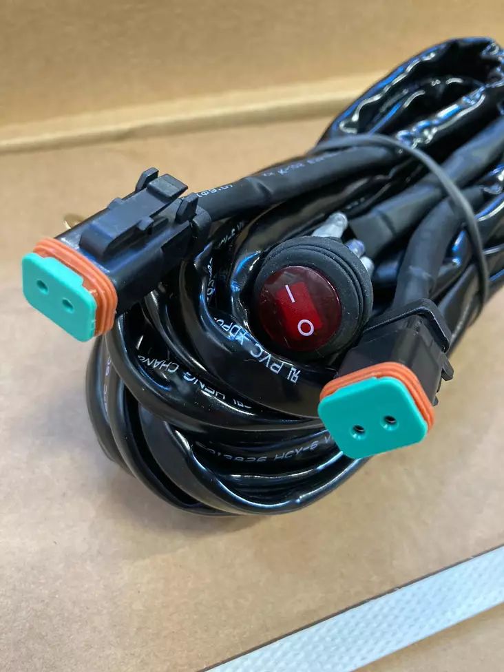 Johtosarja kahdelle valolle 240W - Johtosarjat lisävaloille - 1000013689 - 4